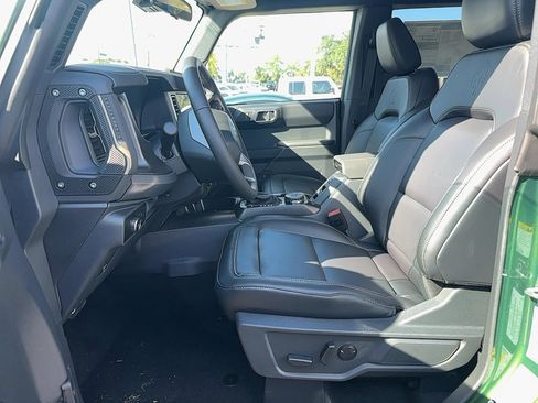 New 2025 Ford Bronco Badlands w/ Sasquatch Package image 16