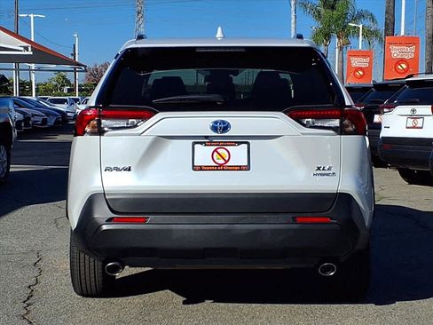 Certified 2024 Toyota RAV4 XLE Premium image 5