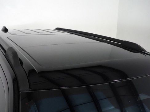 Used 2025 Ford Expedition Tremor image 4