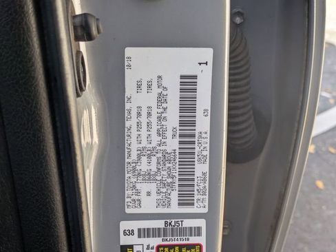 Used 2019 Toyota Tundra SR5 w/ SR5 Upgrade Package image 31