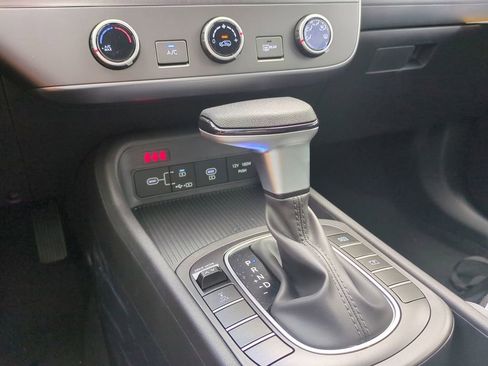 New 2026 Hyundai Kona SE image 21