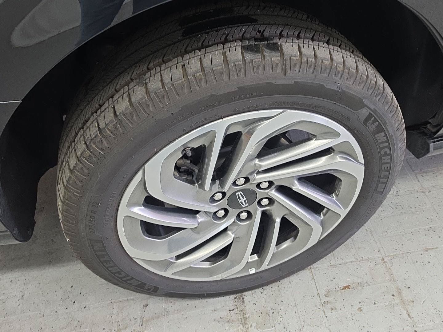 Certified 2025 Lincoln Navigator Reserve AWD/4WD image 25