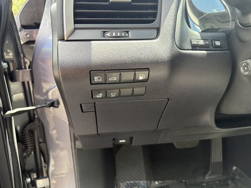 Used 2021 Lexus RX 450h AWD w/ Premium Package image 16