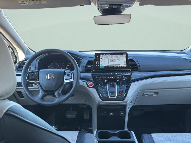 Certified 2026 Honda Odyssey Elite image 2