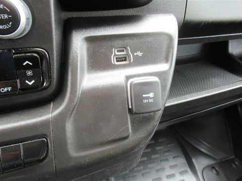 Used 2023 RAM ProMaster 2500 image 29