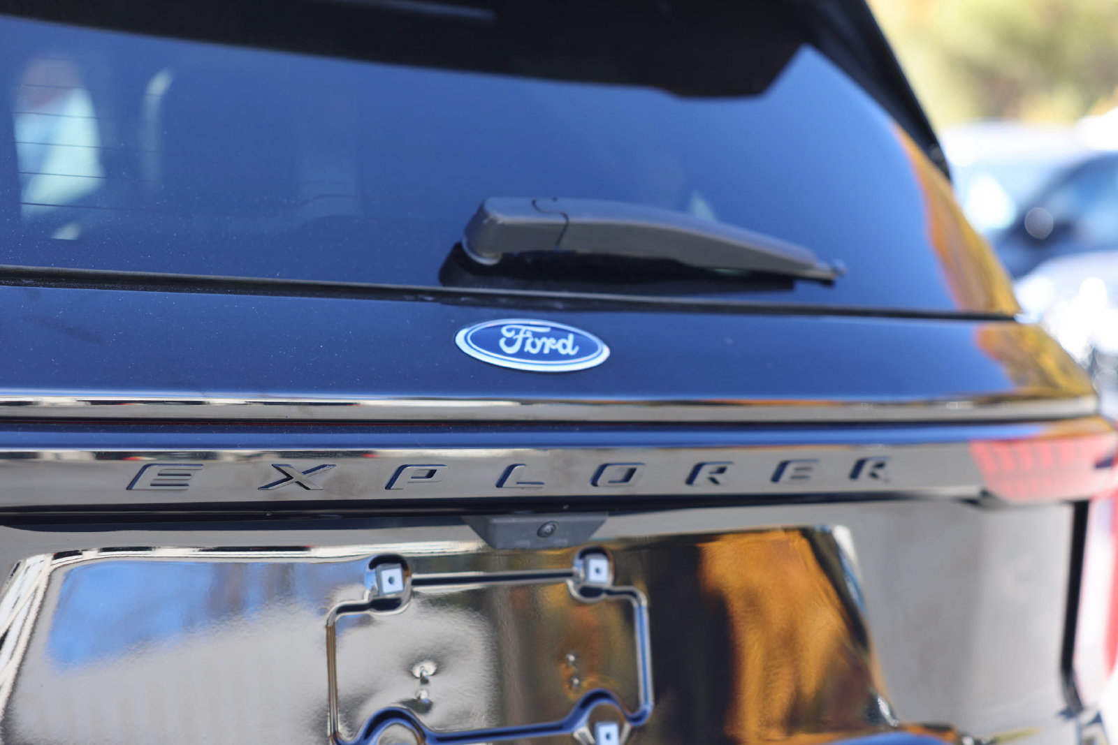 Used 2025 Ford Explorer ST w/ Sun And Sound Package AWD/4WD image 36