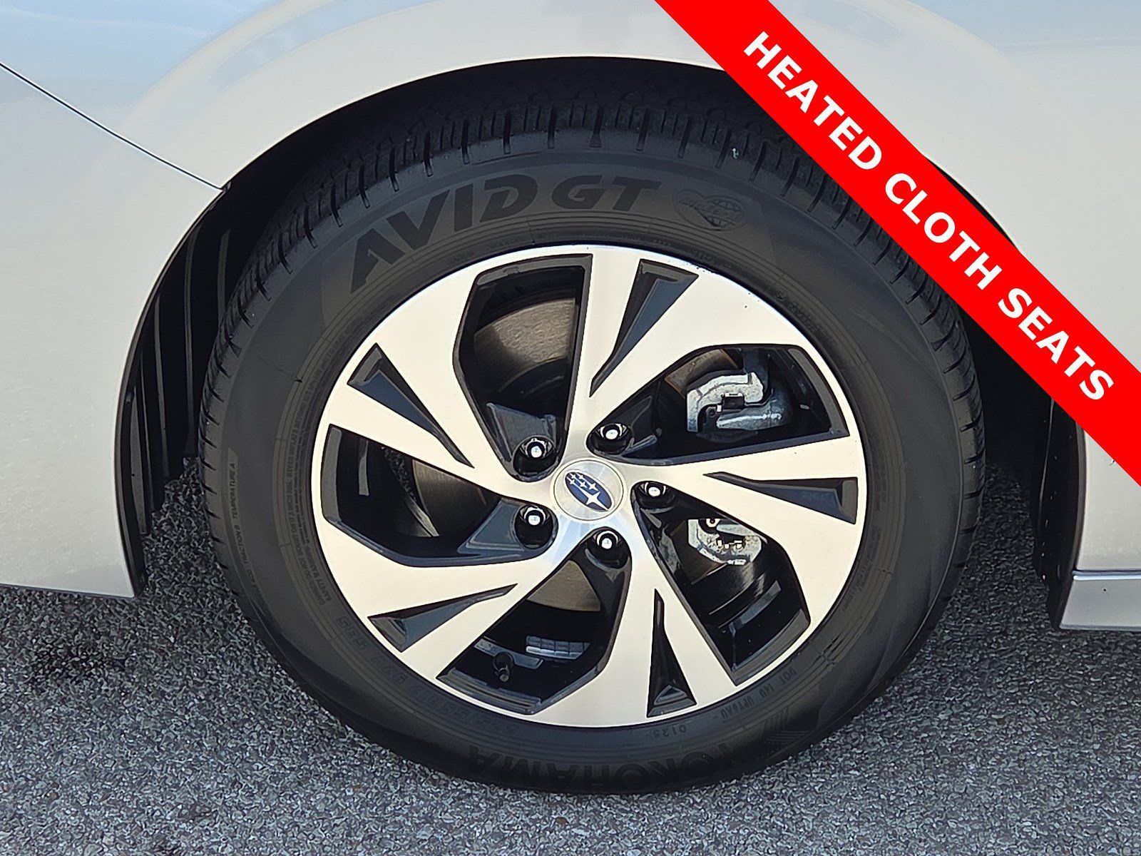 Used 2025 Subaru Legacy Premium AWD/4WD image 7