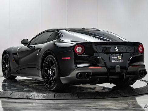 Used 2017 Ferrari F12 Berlinetta RWD image 13