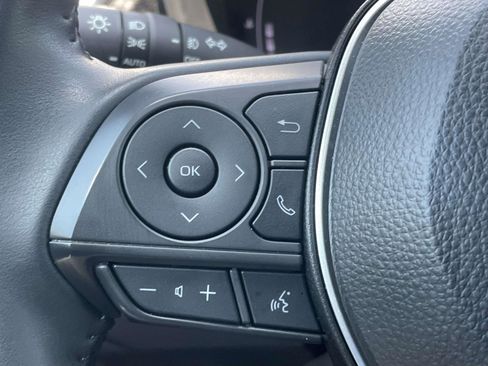 Used 2024 Toyota Corolla Cross XLE w/ Convenience Package FWD image 16