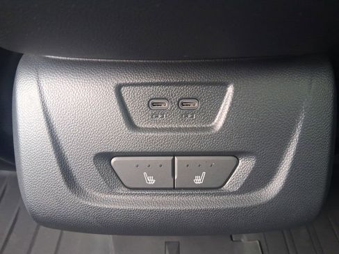 Used 2024 Chevrolet Blazer EV RS image 20