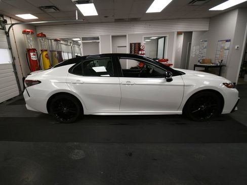 Used 2023 Toyota Camry XSE w/ Cold Weather Package AWD/4WD image 9