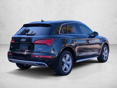 Used 2018 Audi Q5 2.0T Premium Plus w/ Premium Plus Package AWD/4WD image 5