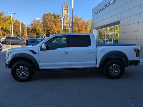 Used 2018 Ford F150 Raptor w/ Equipment Group 802A Luxury image 9