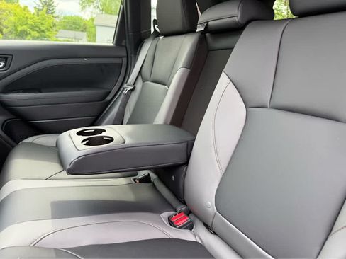 New 2026 Subaru Forester Sport w/ Onyx Edition AWD/4WD image 17