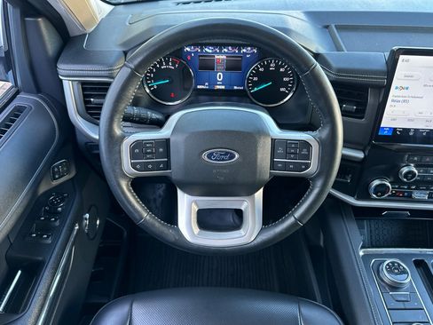 Used 2024 Ford Expedition XLT AWD/4WD image 15