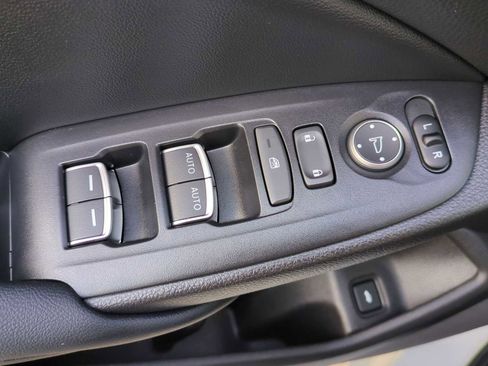 Used 2022 Honda Accord Sport image 11