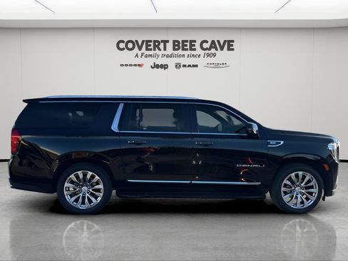 Used 2024 GMC Yukon XL Denali w/ Max Trailering Package image 11