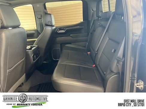 Used 2022 Chevrolet Silverado 1500 LTZ w/ LTZ Premium Package AWD/4WD image 25
