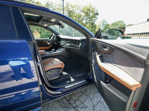 Used 2021 Audi RS Q8 AWD/4WD image 55