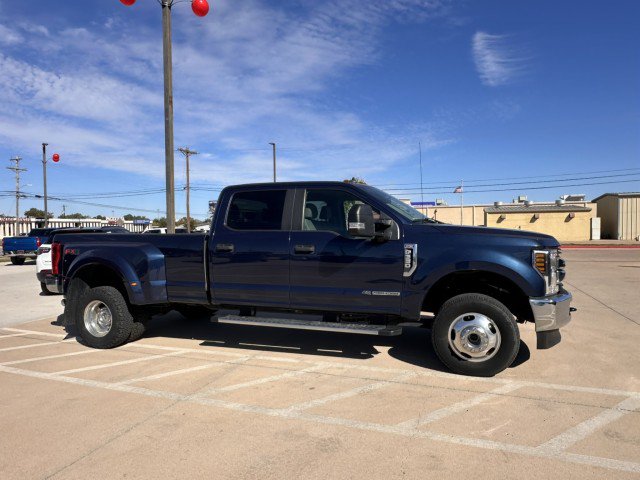 Used 2019 Ford F350 XL w/ STX Appearance Package AWD/4WD image 2