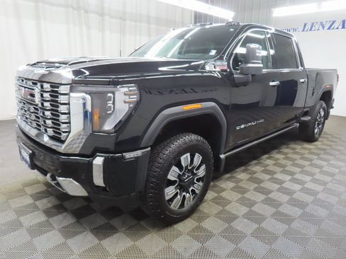 Used 2024 GMC Sierra 2500 Denali w/ Denali Reserve Package image 6