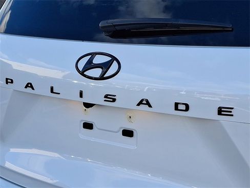 Used 2025 Hyundai Palisade Calligraphy image 32