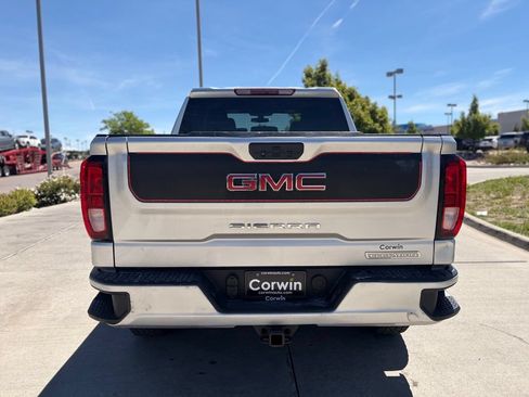 Used 2022 GMC Sierra 1500 Elevation AWD/4WD image 8