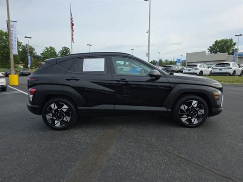 Used 2024 Hyundai Kona SEL FWD image 3