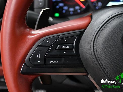 Used 2021 Nissan GT-R Premium image 28