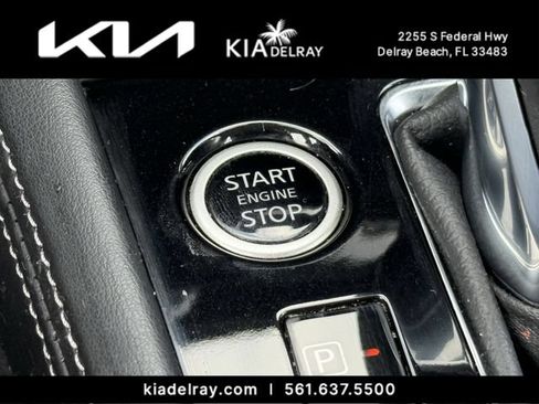 Used 2021 Nissan Kicks SR FWD image 28