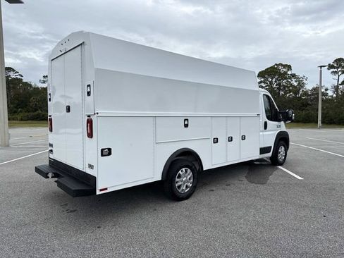 New 2025 RAM ProMaster 3500 w/ Quick Order Package 22G SLT image 3