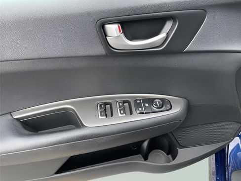 Used 2020 Kia Optima S image 22