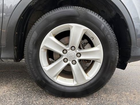 Used 2013 Toyota RAV4 XLE AWD/4WD image 20