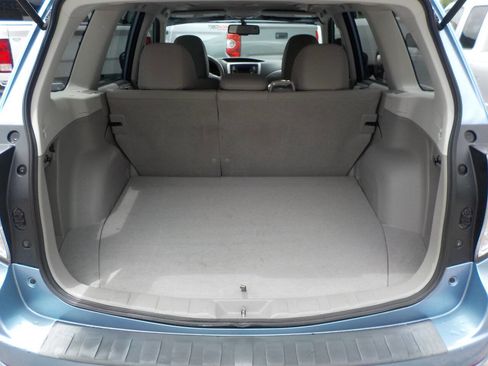 Used 2011 Subaru Forester 2.5X Limited AWD/4WD image 13