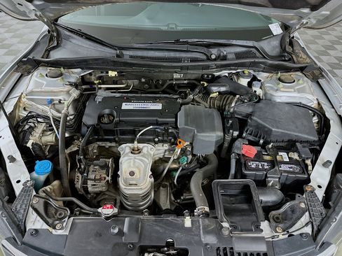 Used 2013 Honda Accord LX image 31