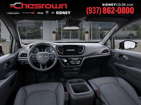 New 2026 Chrysler Pacifica Select w/ S Appearance Package image 14