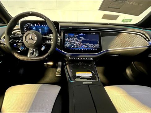 New 2026 Mercedes-Benz E 53 AMG e 4MATIC Sedan image 7