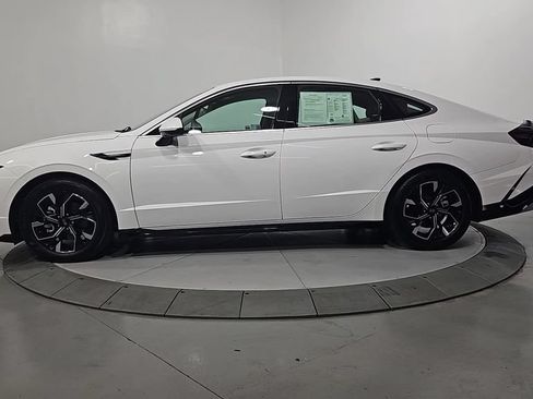Certified 2025 Hyundai Sonata SEL AWD/4WD image 2