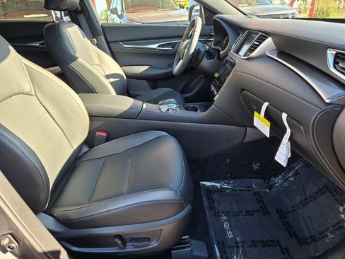 Used 2025 INFINITI QX55 Luxe AWD/4WD image 21