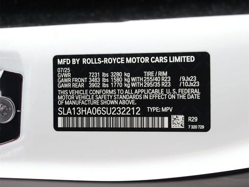 New 2025 Rolls-Royce Cullinan w/ Dynamic Package image 19