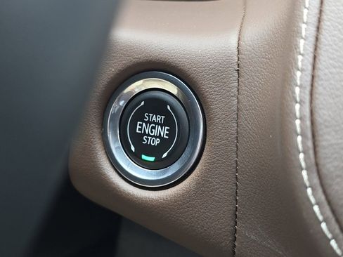 Used 2023 Chevrolet Tahoe High Country AWD/4WD image 24