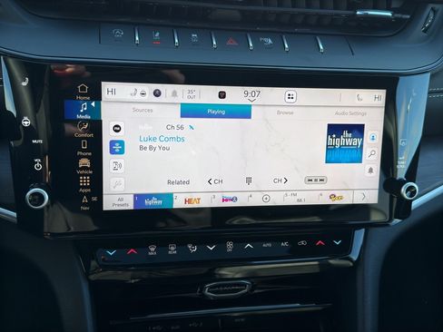 New 2026 Jeep Grand Cherokee L 4WD image 17