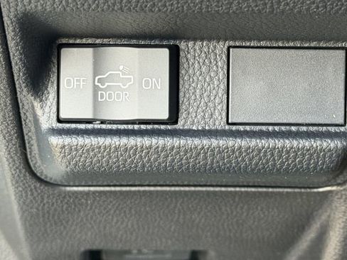 Used 2026 Toyota Tacoma SR5 image 16