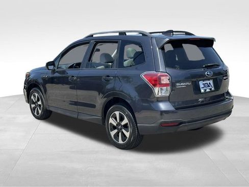 Used 2017 Subaru Forester 2.5i Premium AWD/4WD image 25