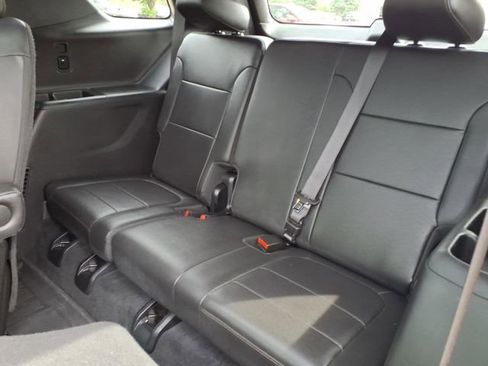 Certified 2023 Chevrolet Traverse High Country w/ LPO, Floor Liner Package FWD image 9