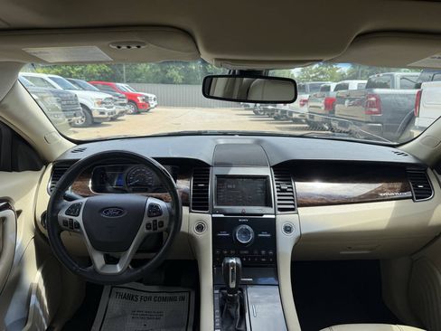 Used 2013 Ford Taurus Limited FWD image 17