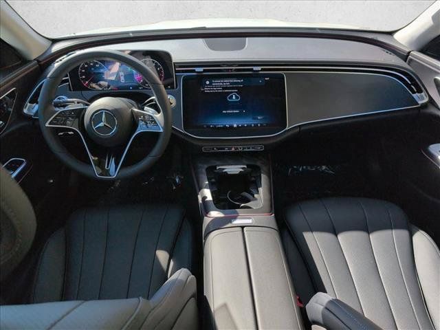 Used 2026 Mercedes-Benz E 350 4MATIC Sedan image 15