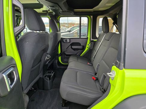 Used 2021 Jeep Wrangler Unlimited Sport image 29