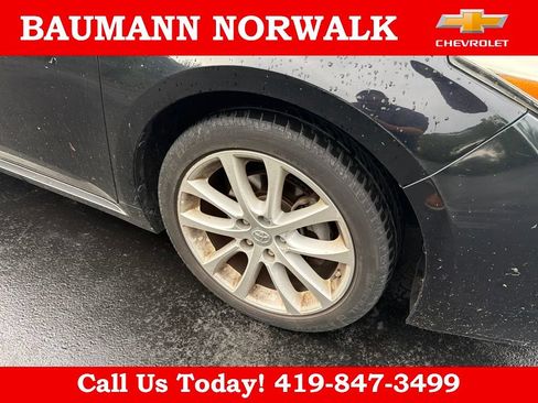 Used 2013 Toyota Avalon XLE Touring FWD image 6
