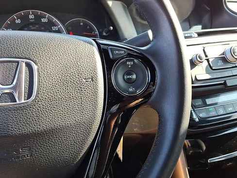 Used 2017 Honda Accord Sport image 27